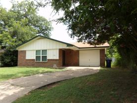 905 W Bridge St - Photo 1 of 1