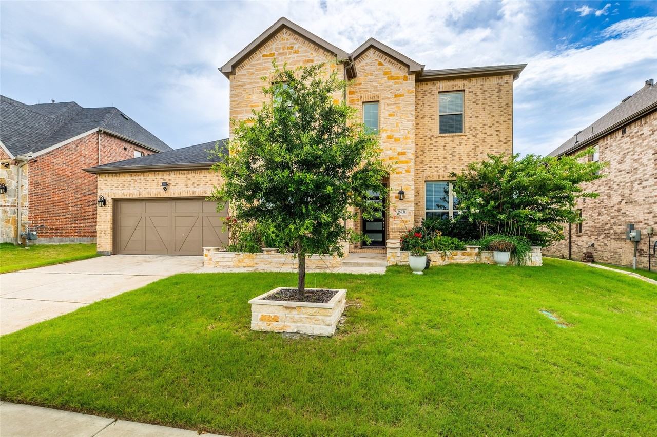 16931 Maple Bend Dr - Photo 2 of 30