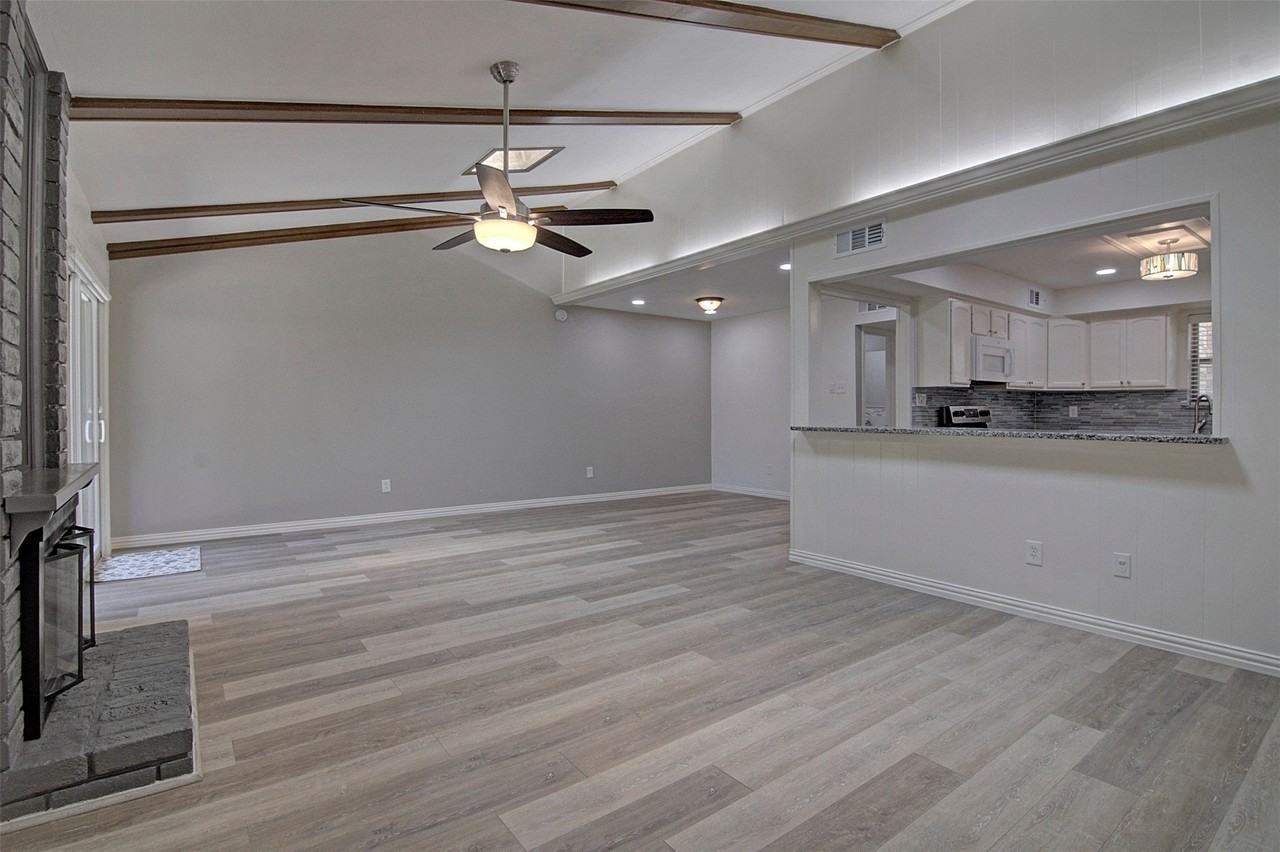 3121 Willowbrook Ct - Photo 5 of 37
