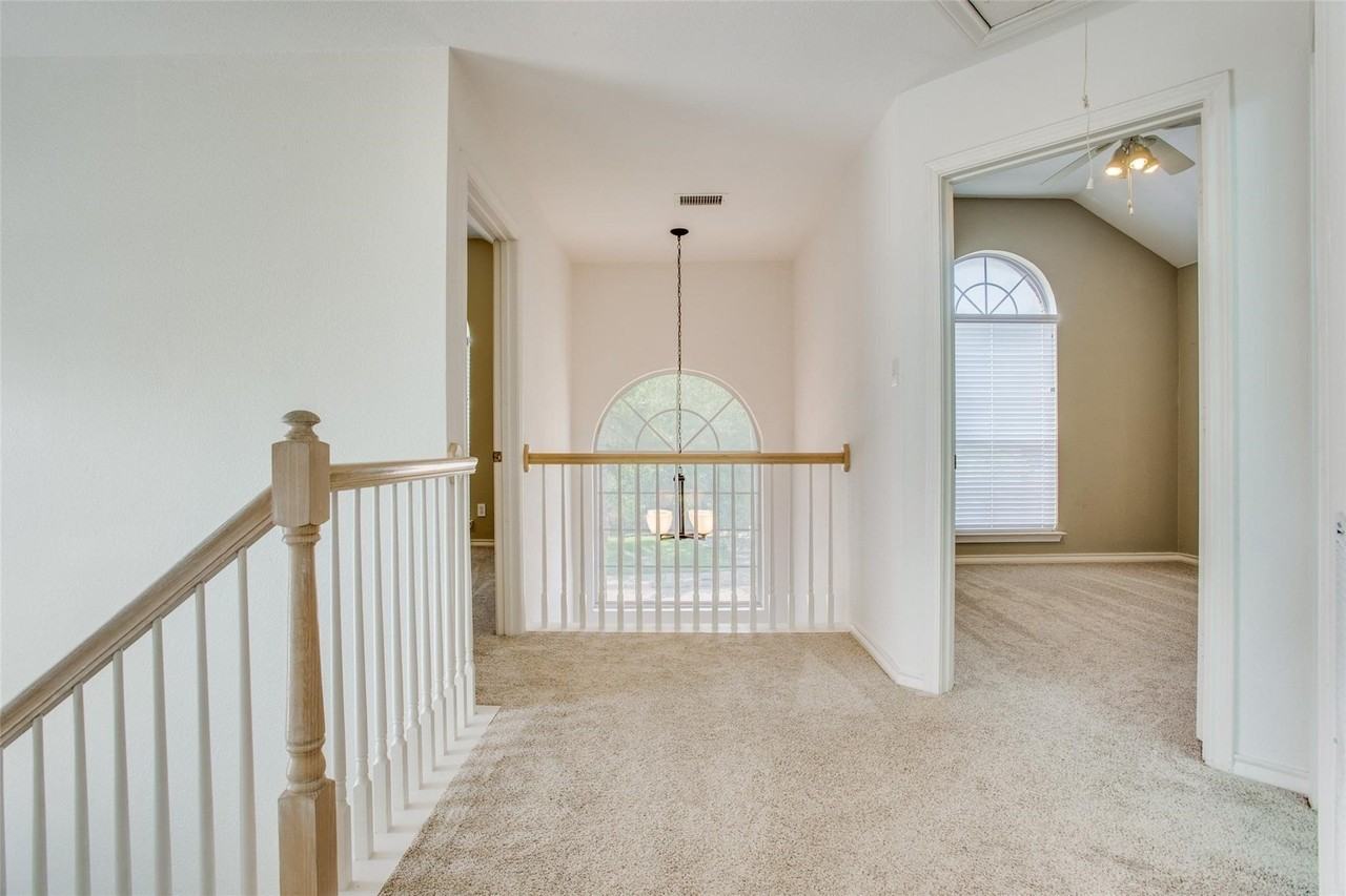 3021 Sawtooth Dr - Photo 7 of 19