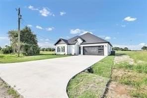 108 Oakdale Rd - Photo 2 of 22