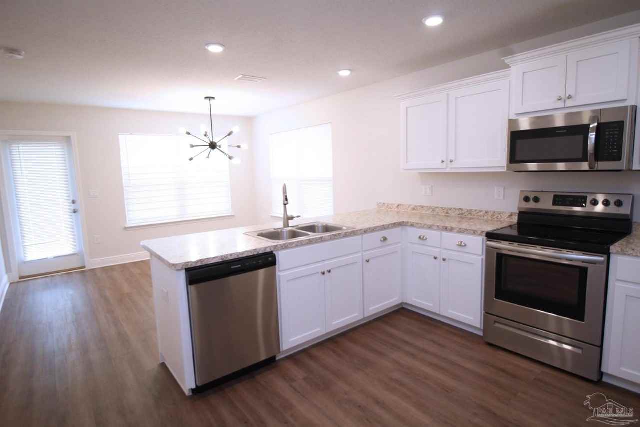 6252 Cardinal Cove Ln - Photo 6 of 19