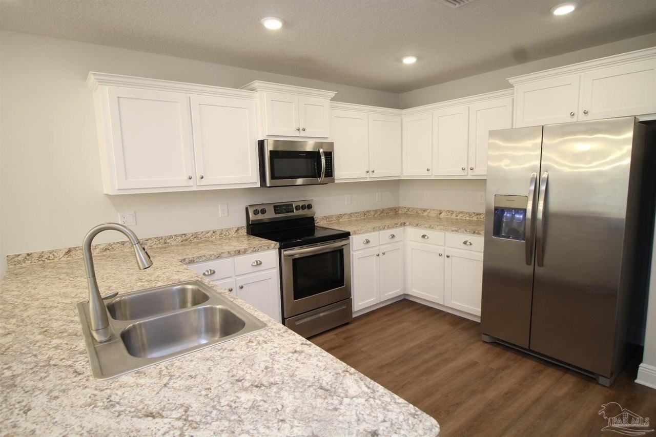 6252 Cardinal Cove Ln - Photo 7 of 19