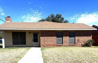 312 Woodcrest Dr - Photo 1 of 1