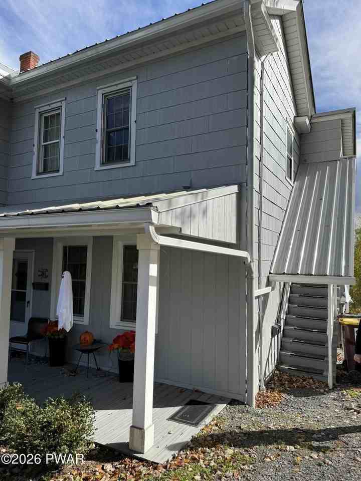 201 Green St #2ndFL - Photo 2 of 50