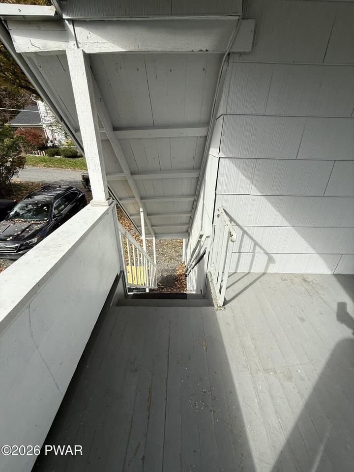 201 Green St #2ndFL - Photo 4 of 50