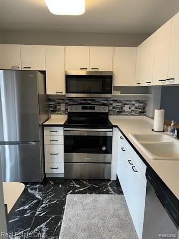 44700 Bayview Dr #44 - Photo 6 of 23