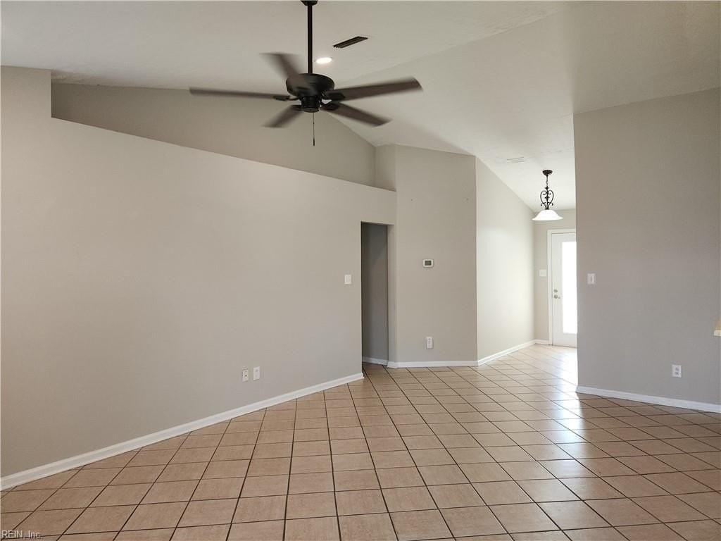 637 Birchridge Ct - Photo 3 of 21