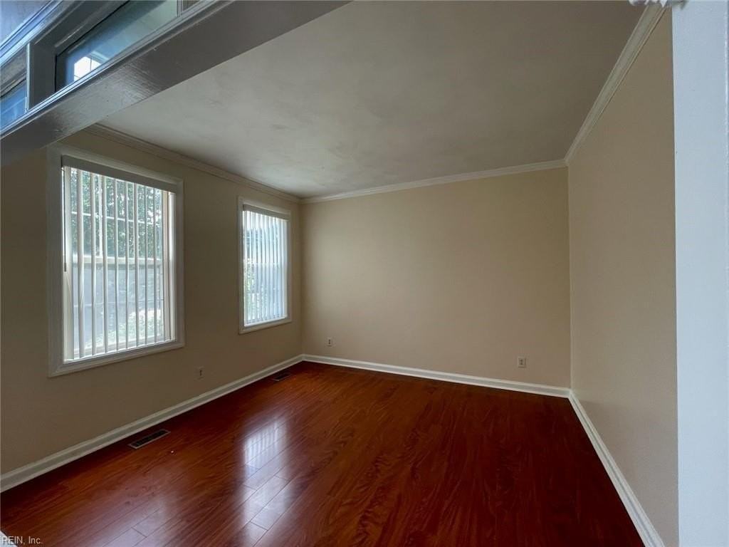 4516 Church Point Pl - Photo 4 of 33