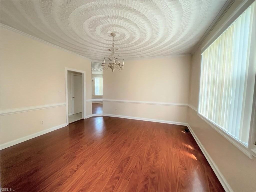 4516 Church Point Pl - Photo 5 of 33