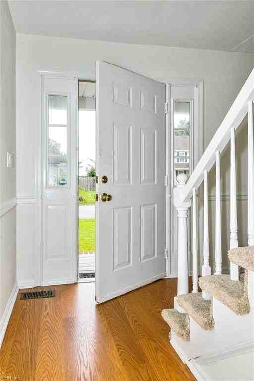 415 Knells Ridge Dr - Photo 4 of 49