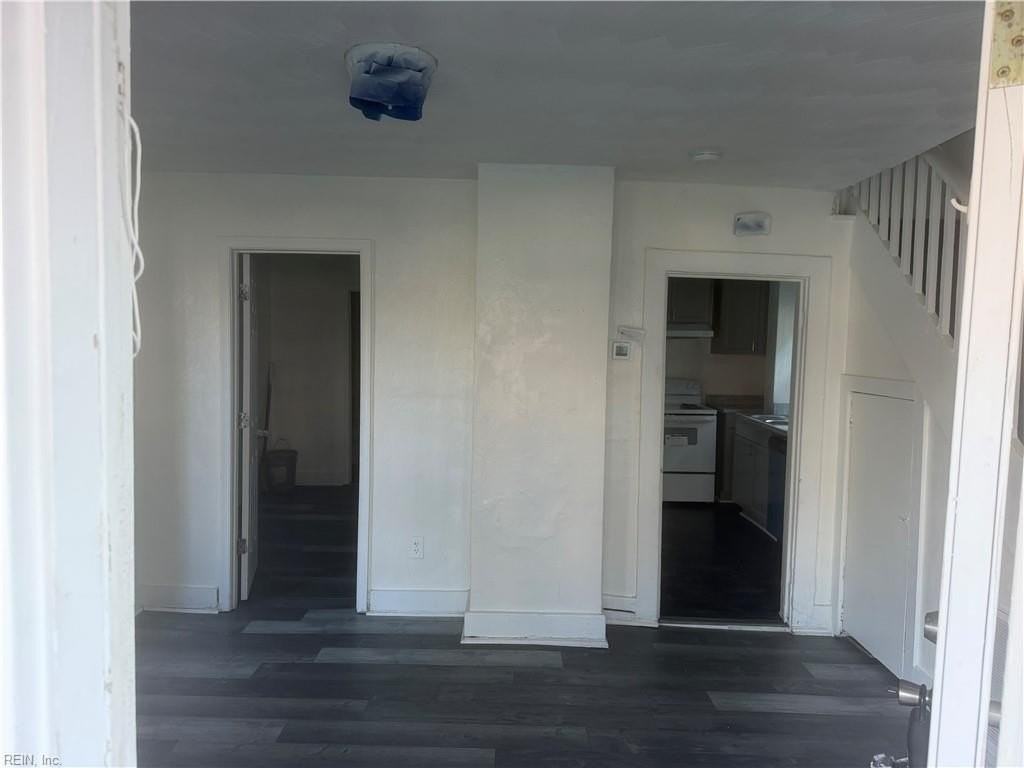 64 Manly St - Photo 3 of 15