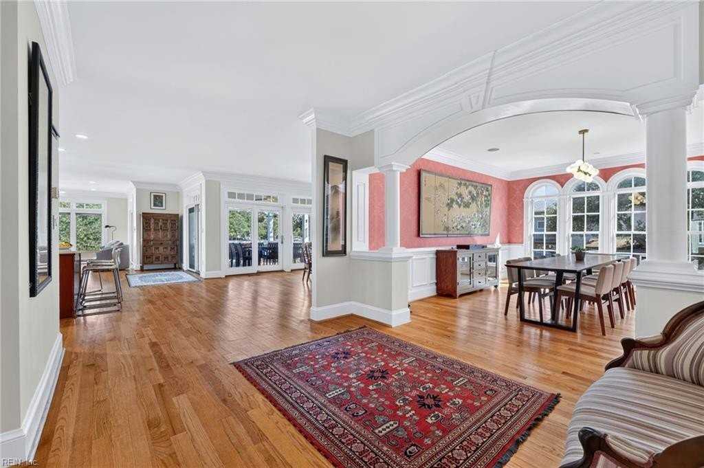 7232 Shirland Ave - Photo 6 of 50