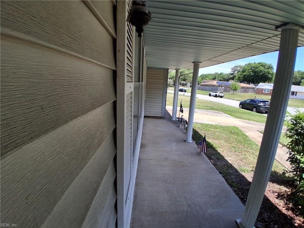 641 Table Rock Rd - Photo 2 of 12