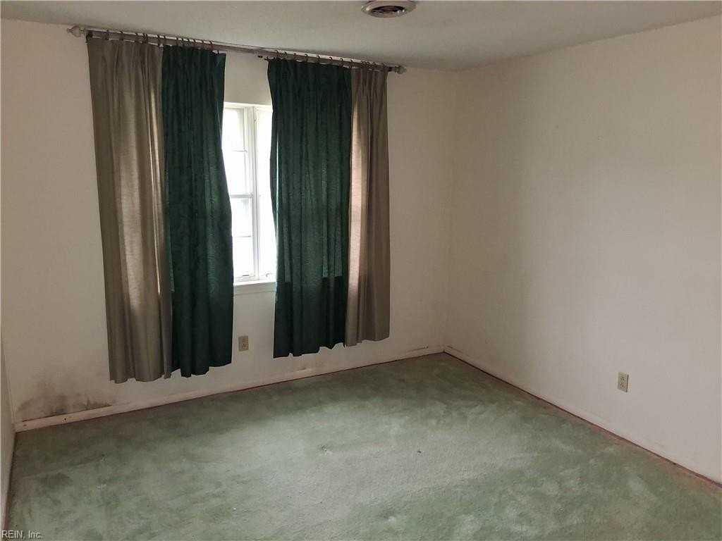 641 Table Rock Rd - Photo 6 of 12