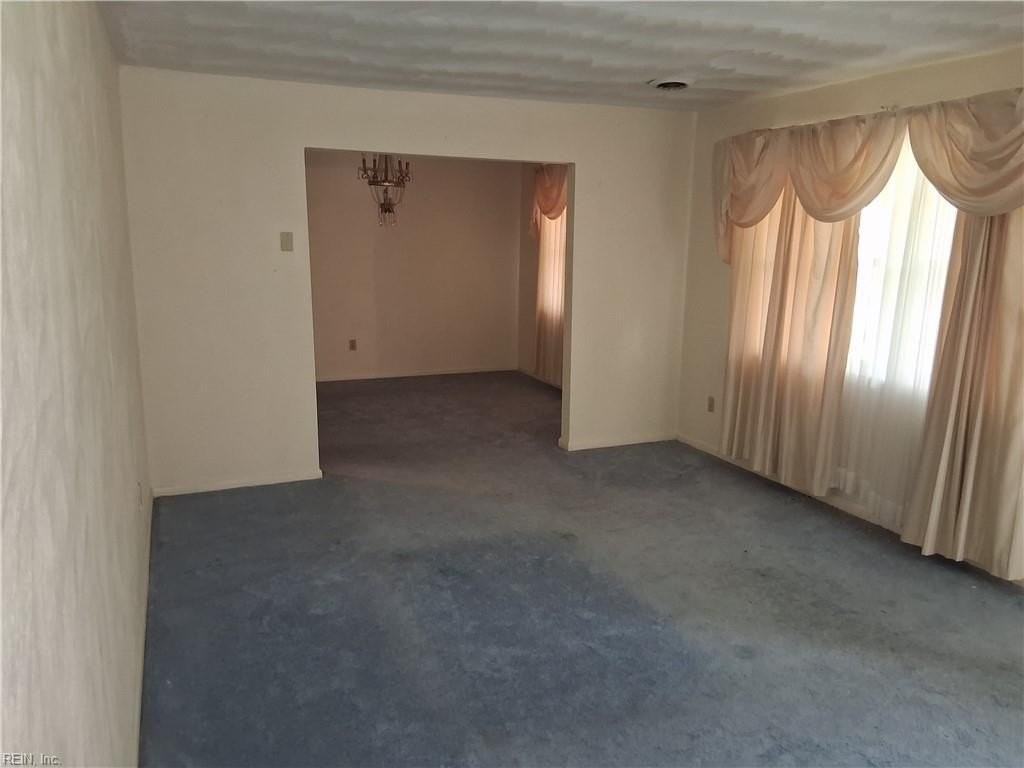 641 Table Rock Rd - Photo 7 of 12