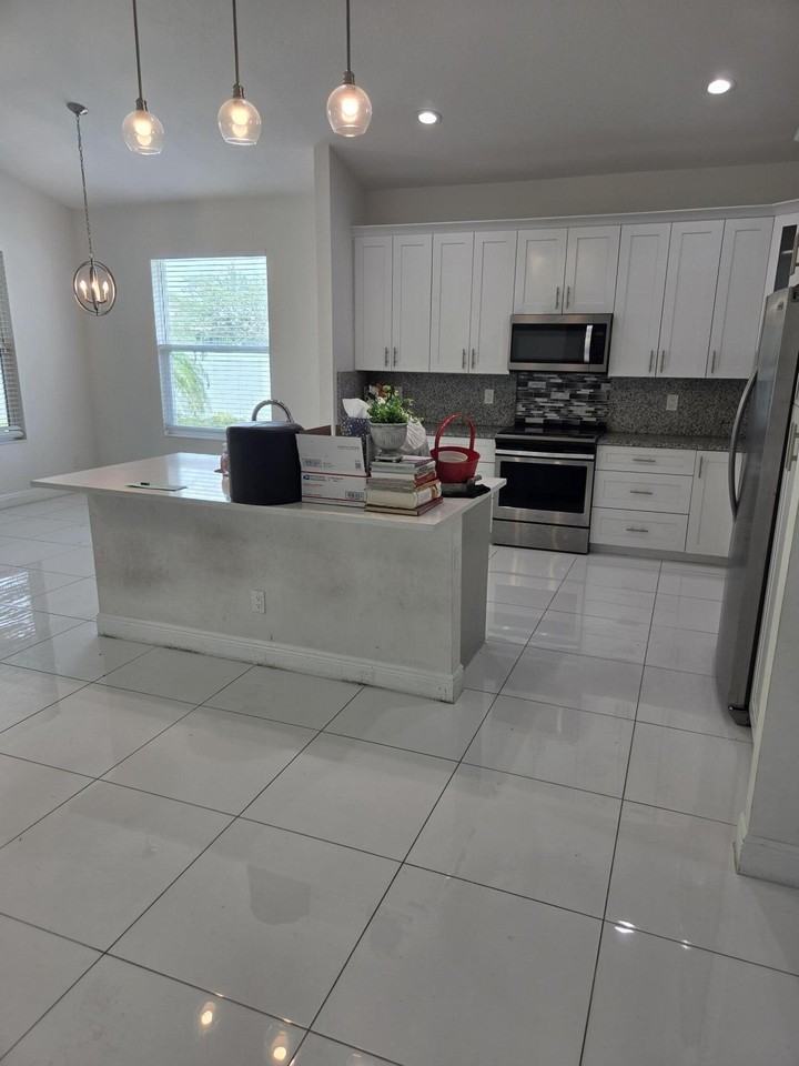 2902 Sw Savona Blvd - Photo 4 of 11