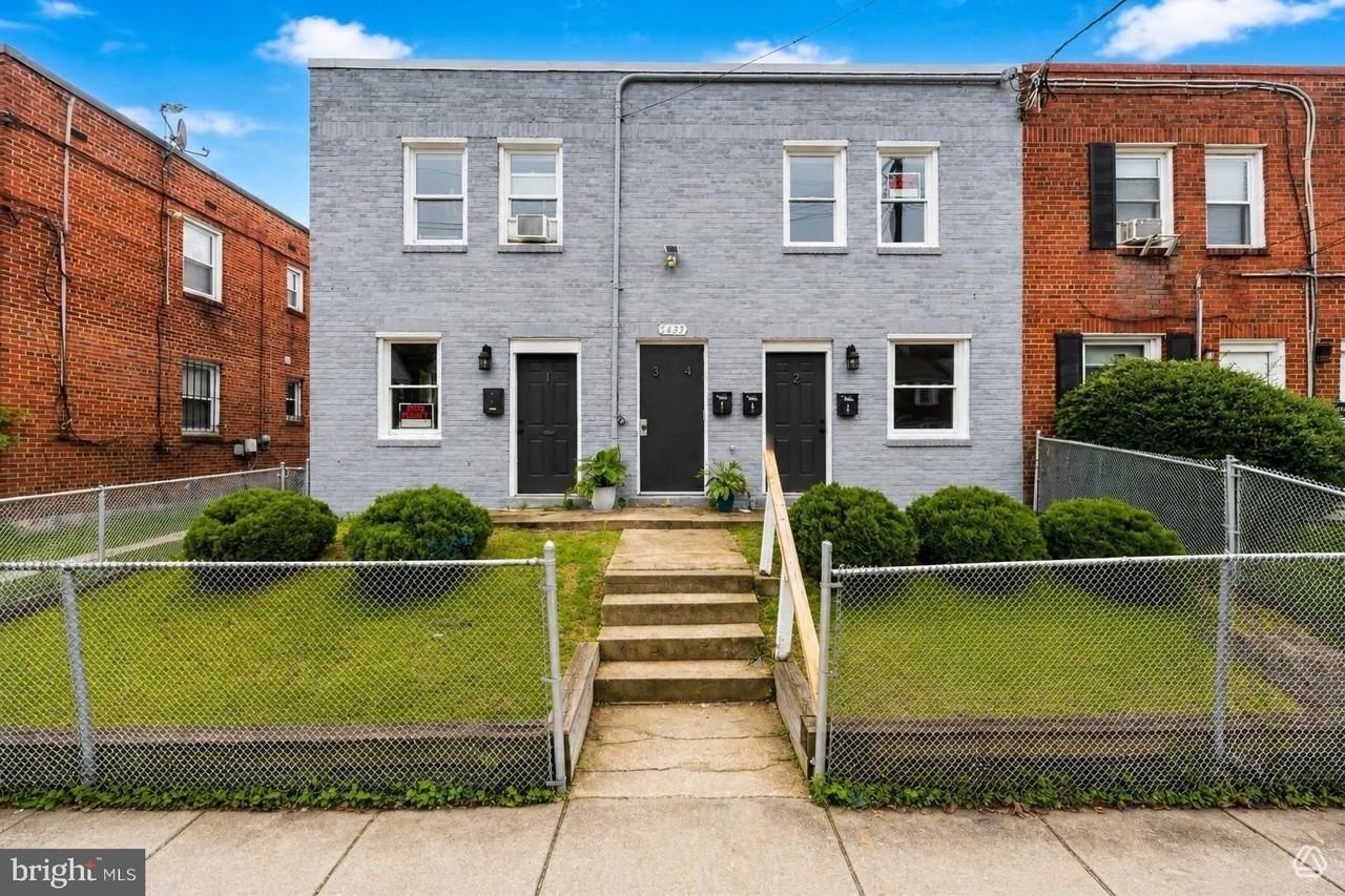 5433 C St Se #4