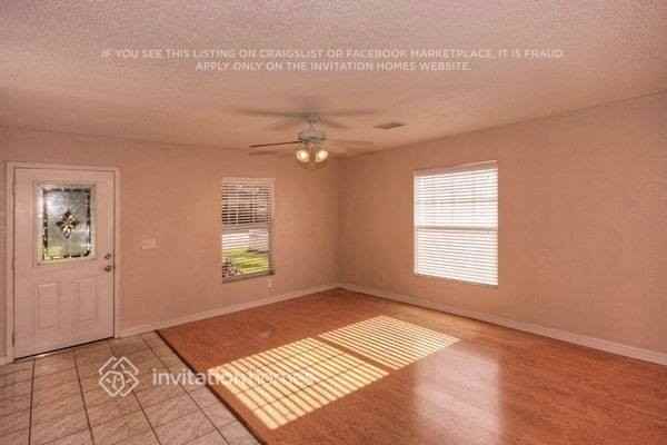 707 Clayton St - Photo 5 of 15