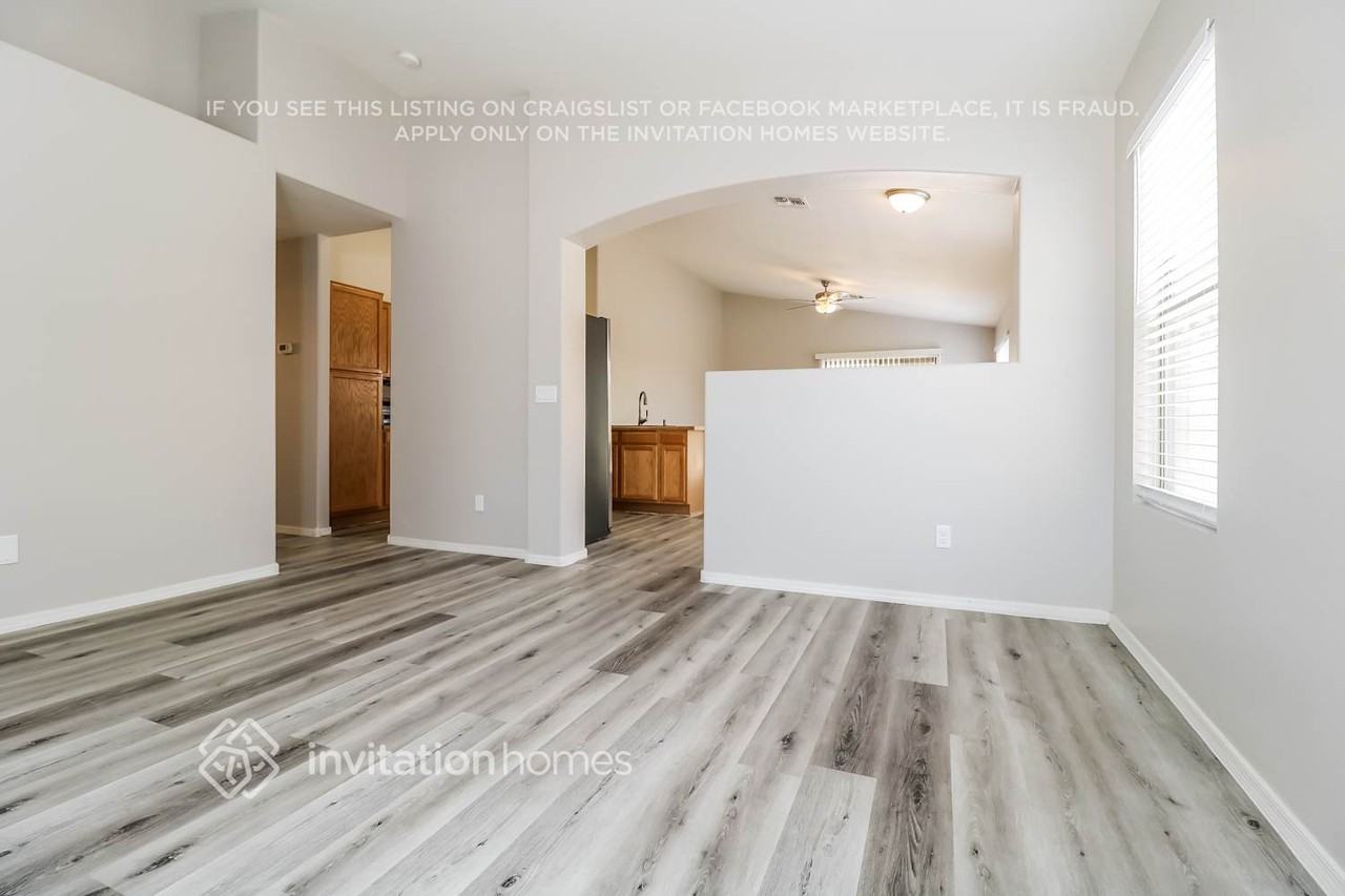 15842 W Madison St - Photo 4 of 15