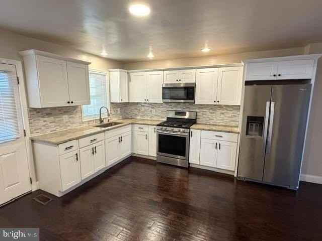 235 Riverthorn Rd - Photo 4 of 11