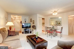 10201 Grosvenor Pl #503 - Photo 1 of 1