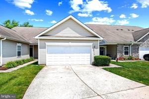featured image of 9002 Executive Club Dr