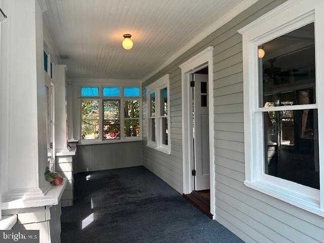 113 Virginia Ave - Photo 2 of 23