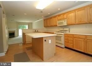 351 Watkins Rd - Photo 5 of 15