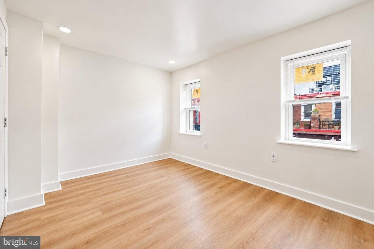 107 W Thompson St - Photo 7 of 15