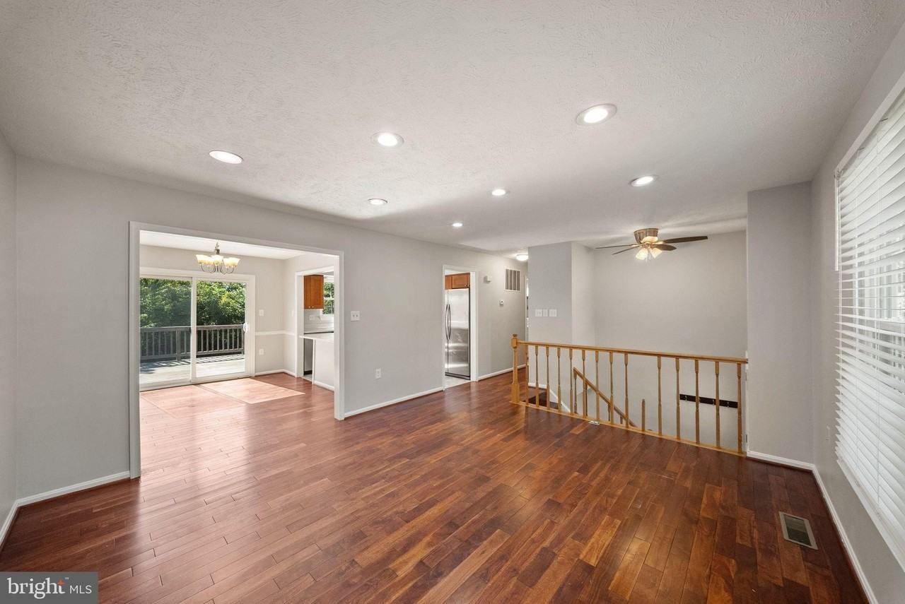 14719 Jarnigan St - Photo 5 of 50