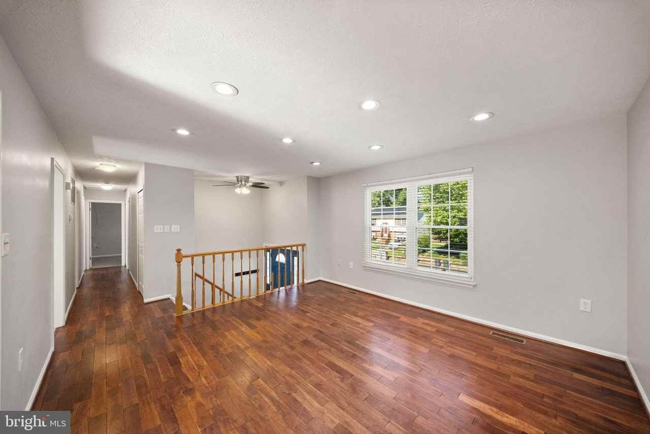 14719 Jarnigan St - Photo 6 of 50