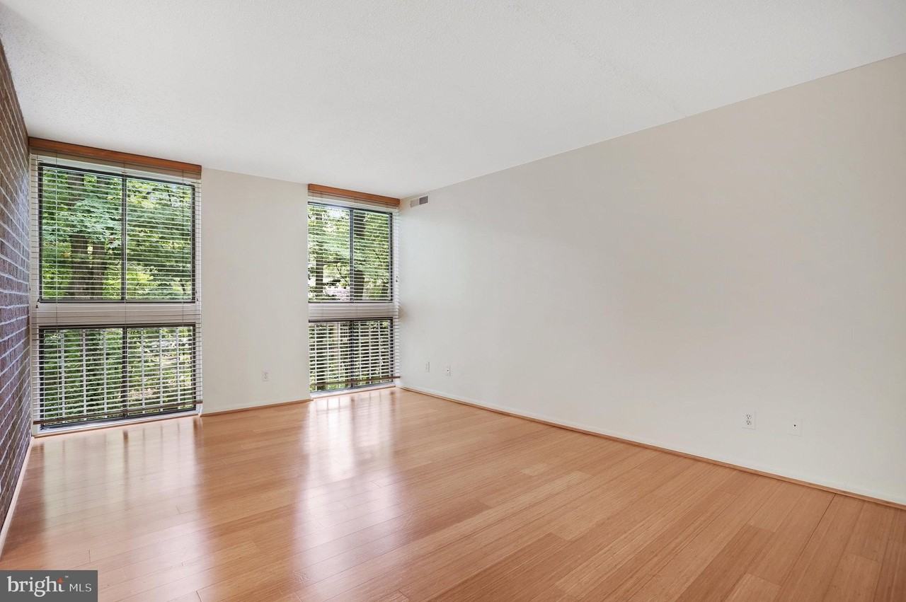 1526 Moorings Dr #12B - Photo 3 of 50