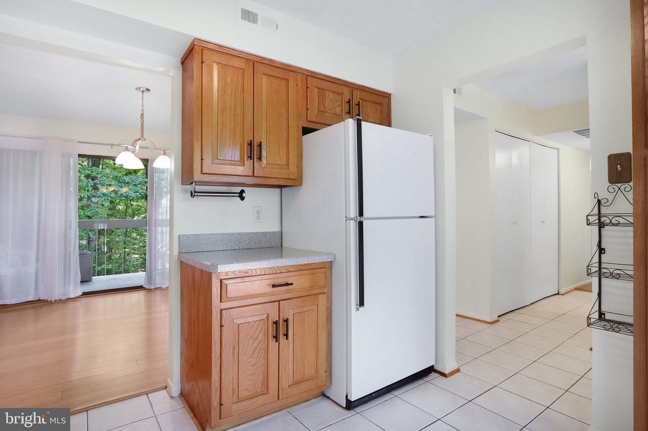 1526 Moorings Dr #12B - Photo 4 of 50