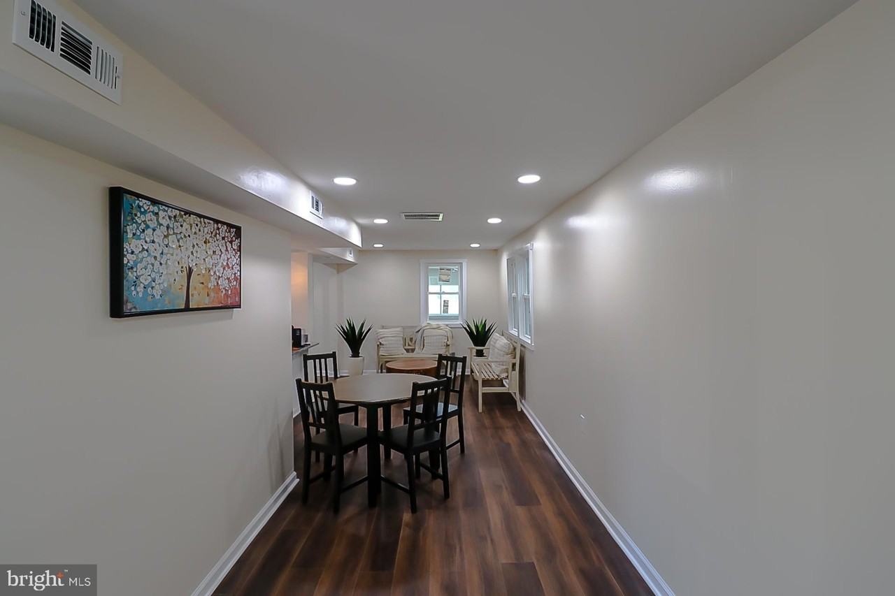427 Highland Ave - Photo 5 of 17