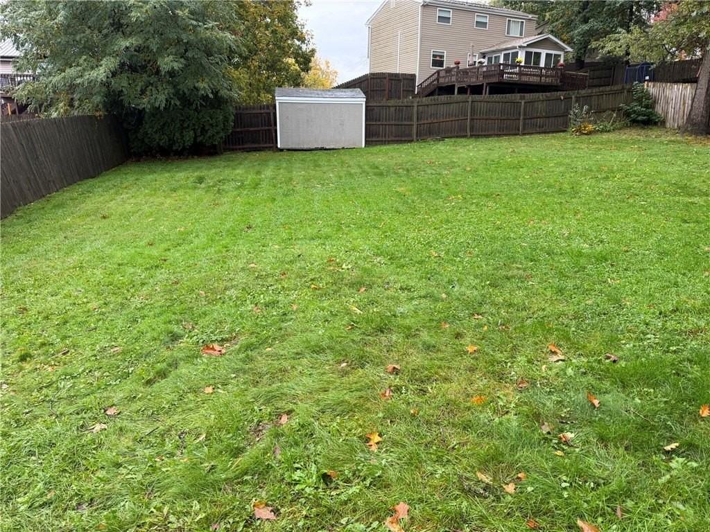 2068 Powell Rd - Photo 2 of 16