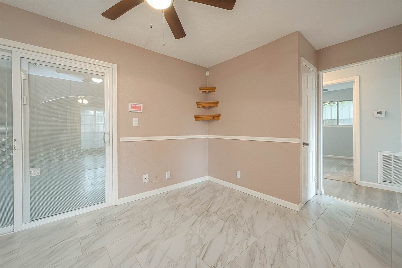 7022 Triola Ln - Photo 6 of 26
