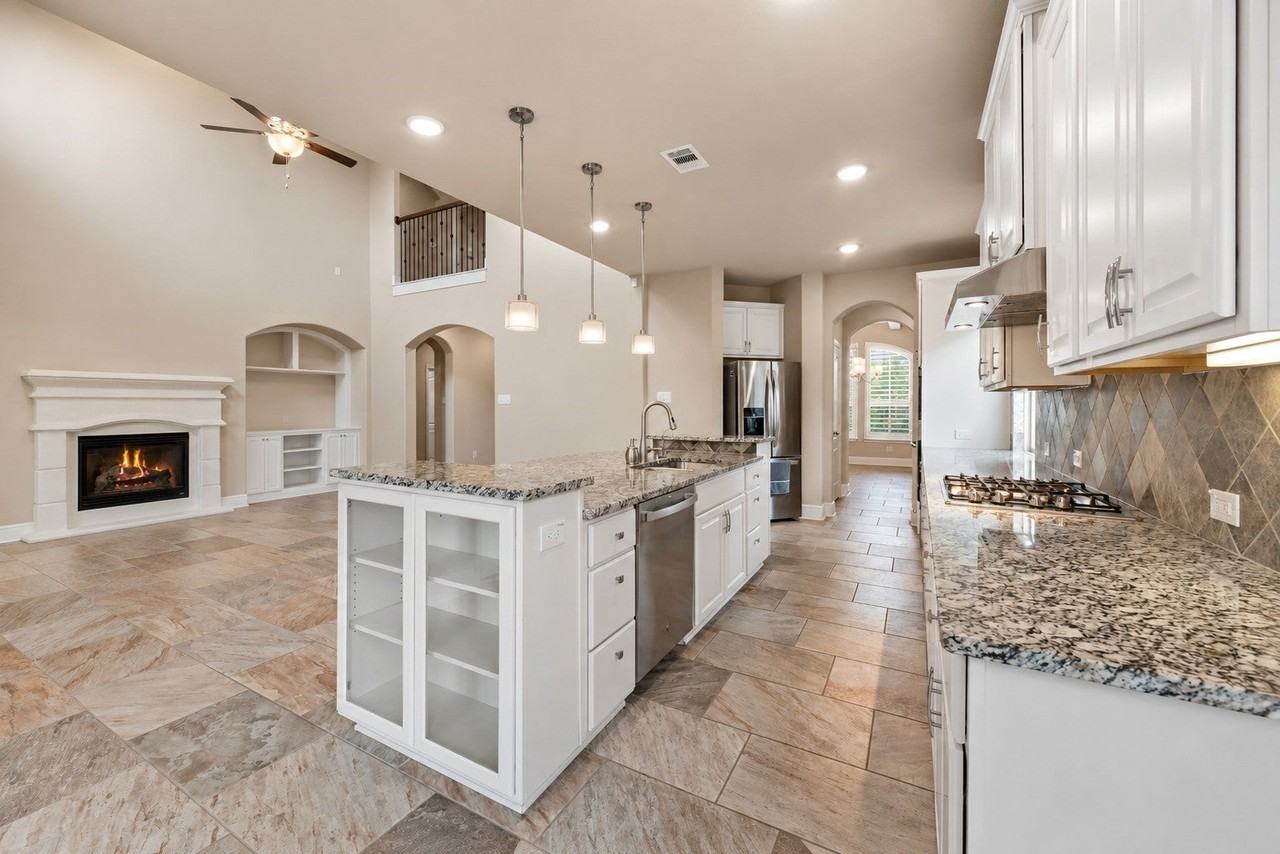 22826 Burton Grove Rd - Photo 4 of 46