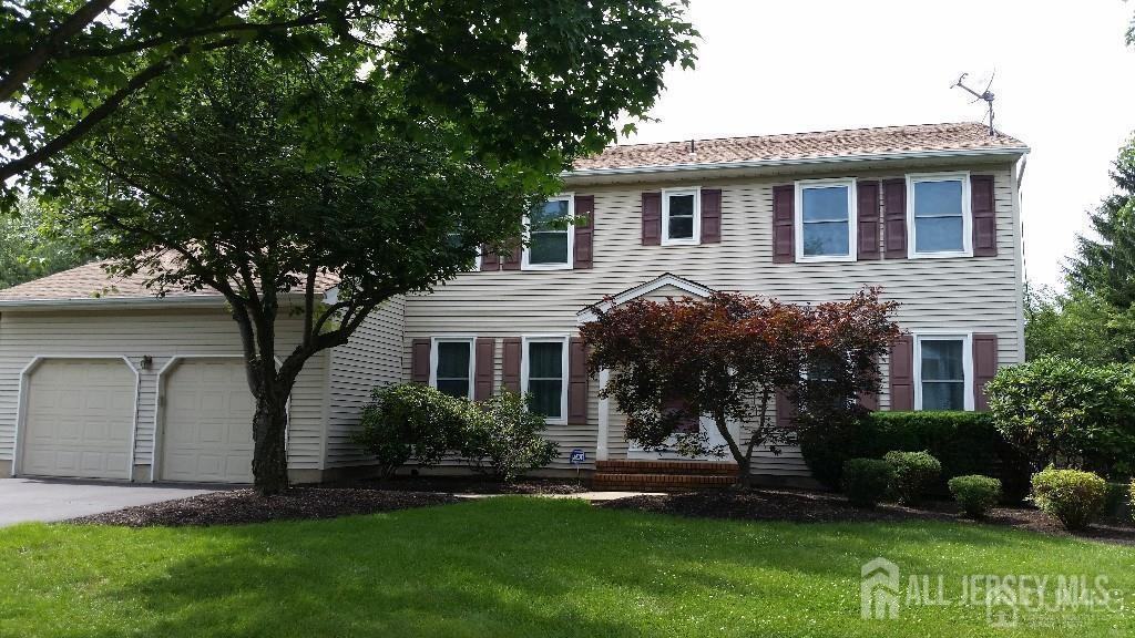 12 Nancy St
