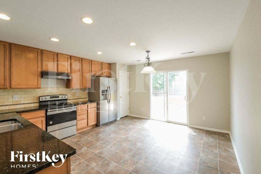865 Willow Dr - Photo 7 of 15