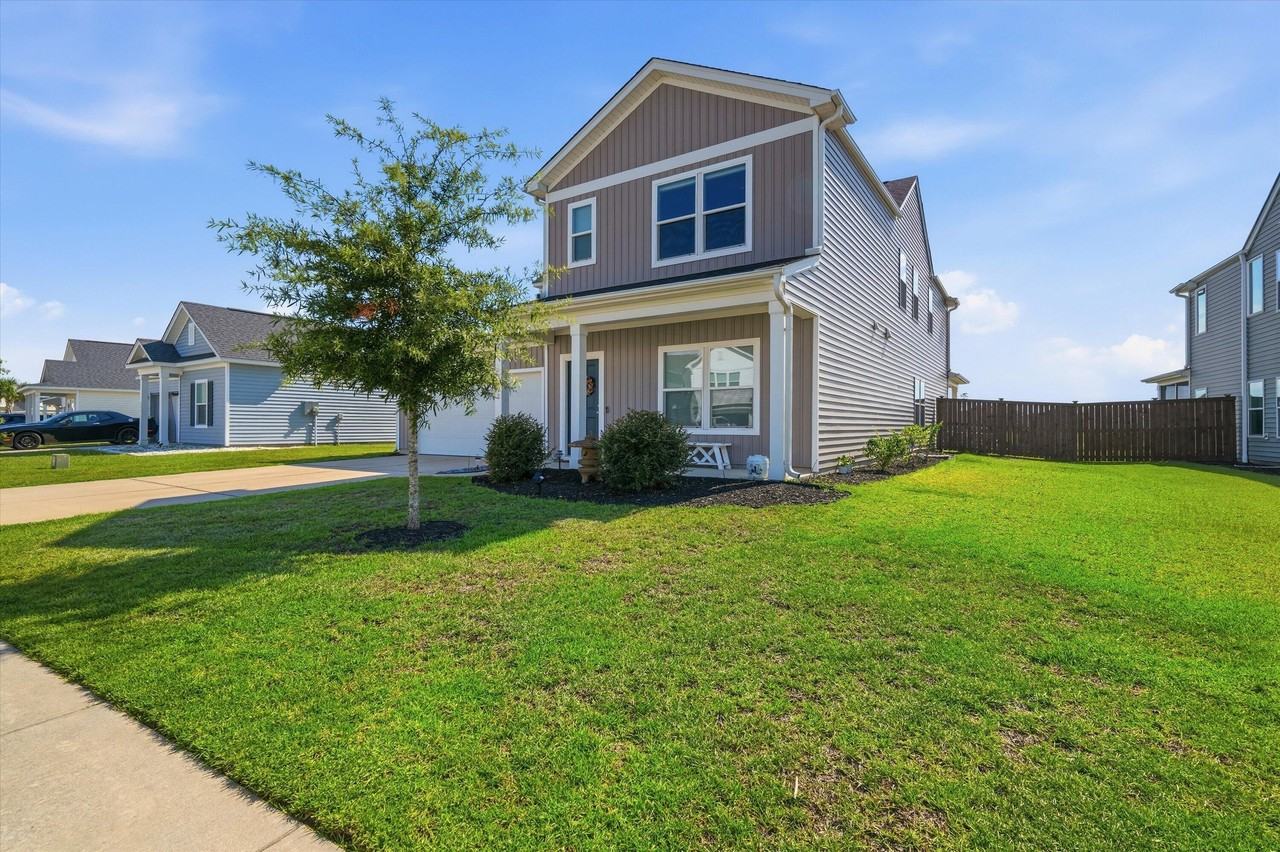 292 Lucca Dr - Photo 2 of 50