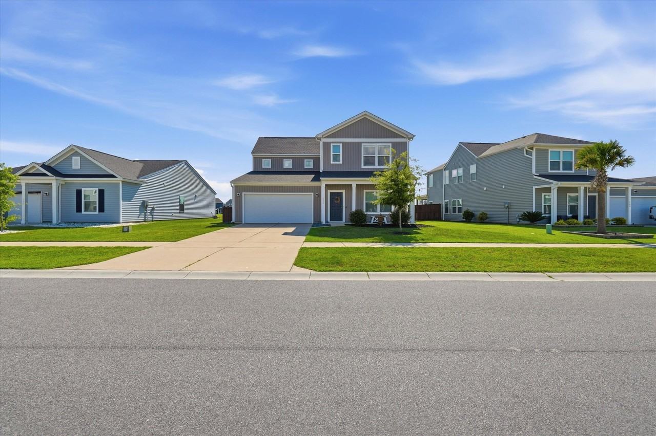 292 Lucca Dr - Photo 3 of 50