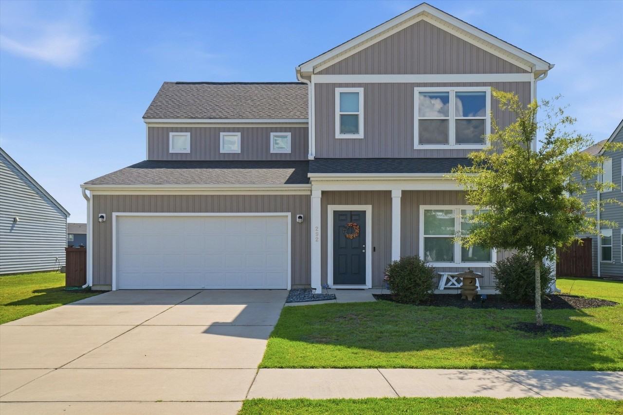 292 Lucca Dr - Photo 4 of 50