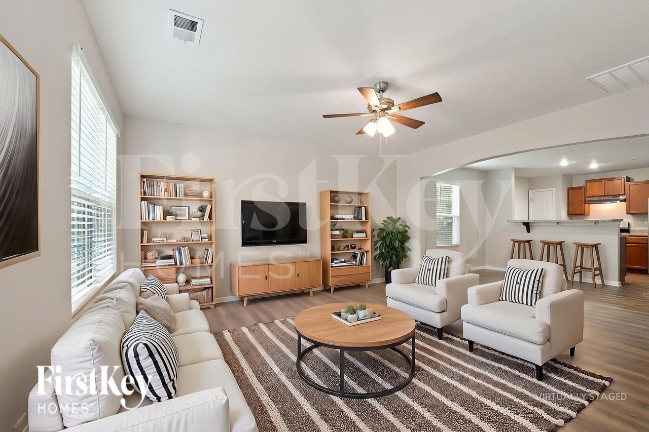 5204 Raspberry Knoll Dr - Photo 4 of 19