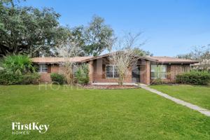 featured image of 6327 Oak Sq W
