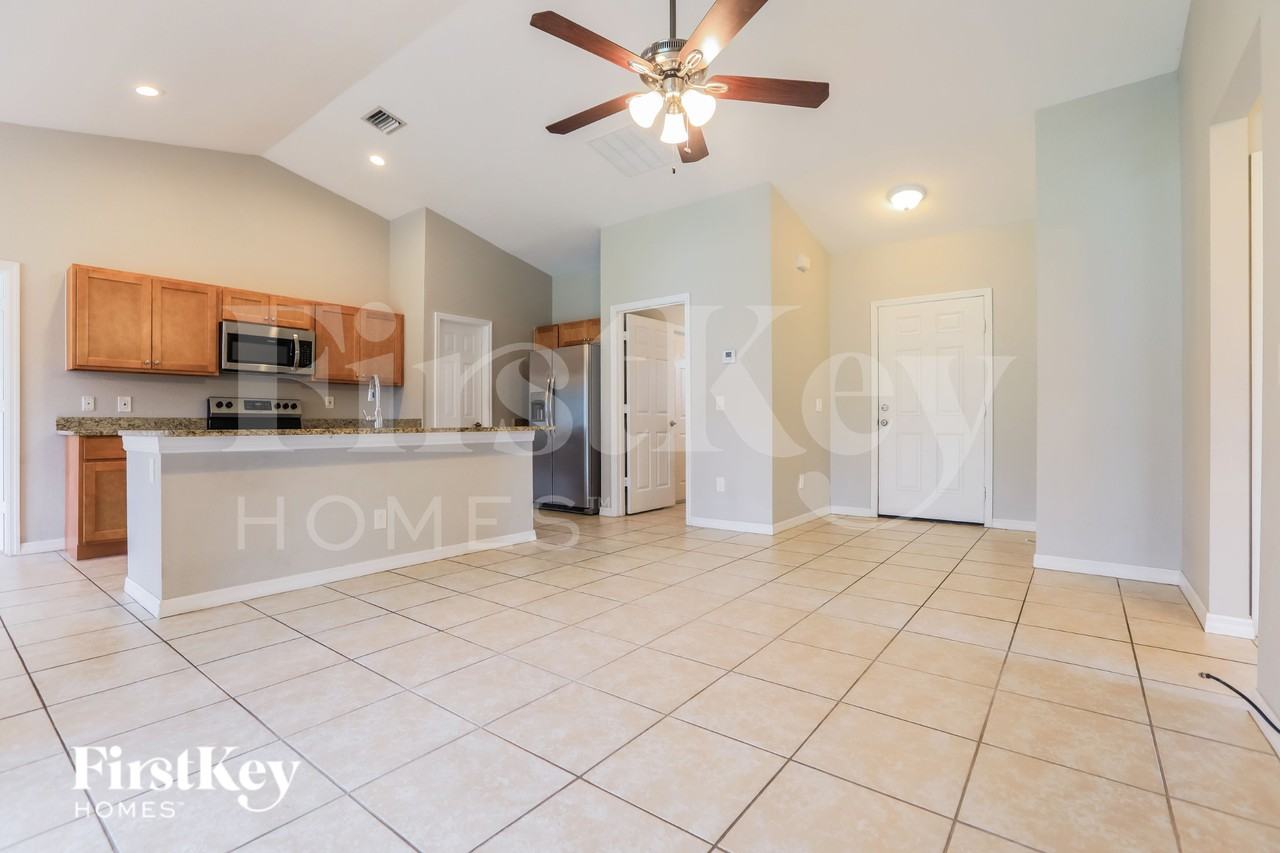 4570 Lummus St - Photo 2 of 17
