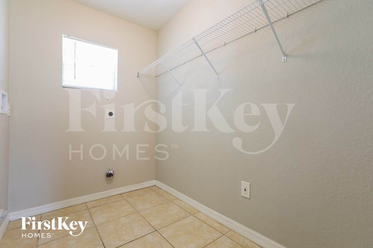 4570 Lummus St - Photo 7 of 17