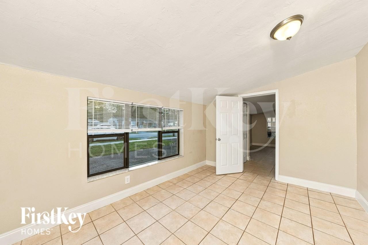 418 Swave - Photo 2 of 20