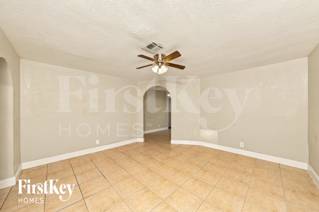 418 Swave - Photo 3 of 20