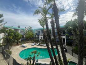 Spacious One Bedroom Apartment in Lake Balboa! - Photo 1 of 1
